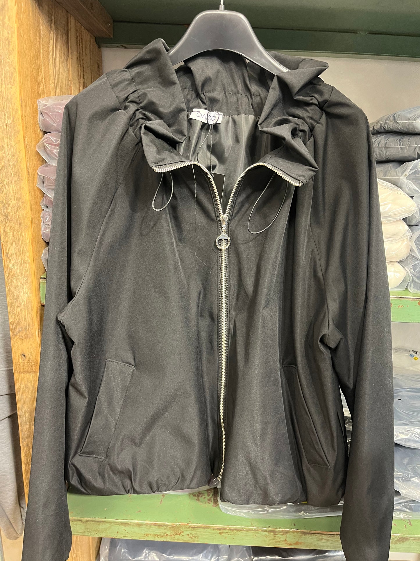Giacca Donna Civico220 – Drop 01 Prezzo
€45,00